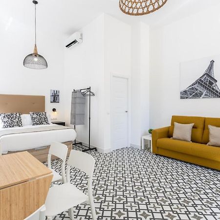 Holidays2Malaga Picasuss Loft New Built Close Huelin Beach And Promenade Exteriér fotografie