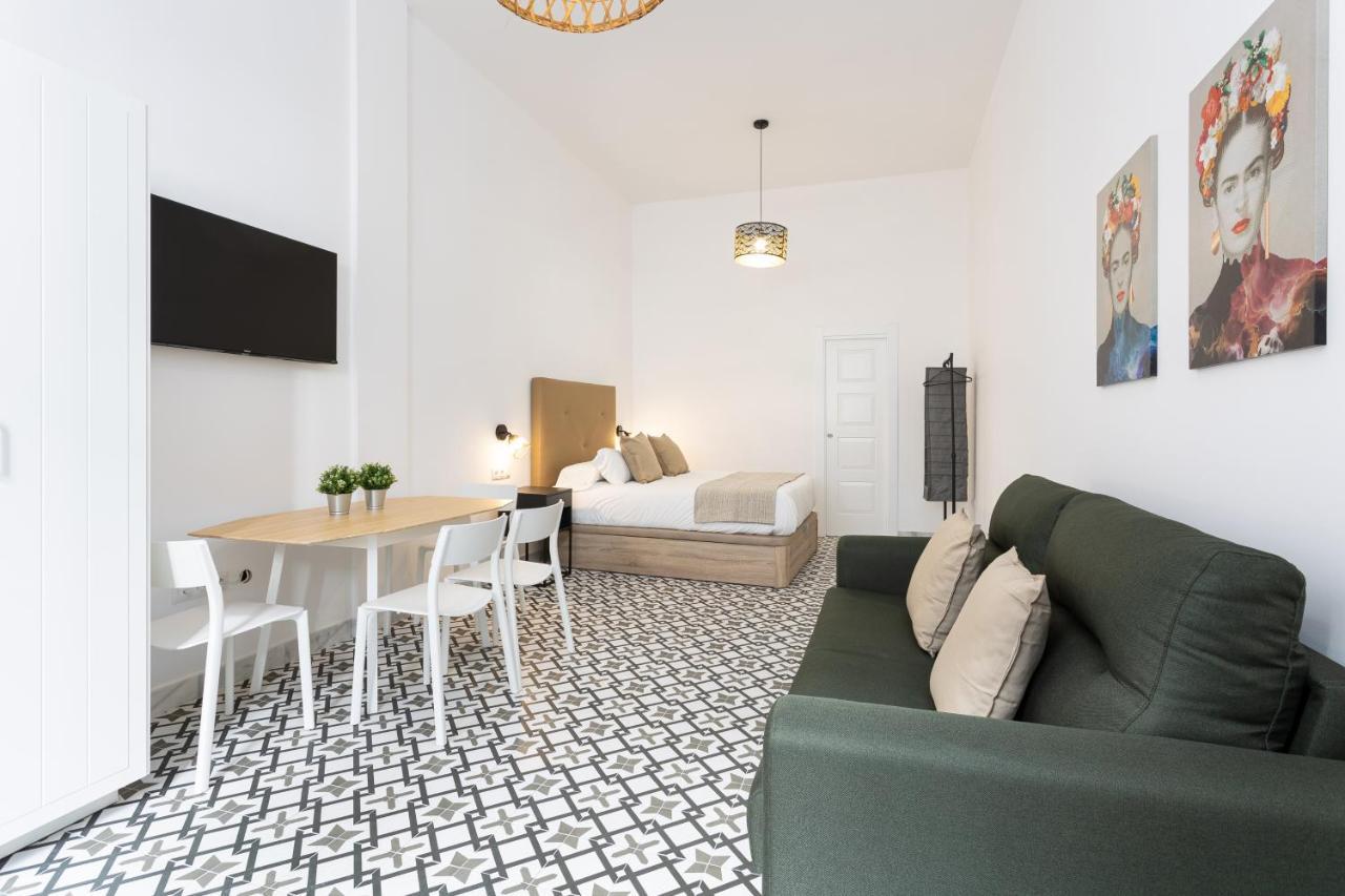 Holidays2Malaga Picasuss Loft New Built Close Huelin Beach And Promenade Exteriér fotografie